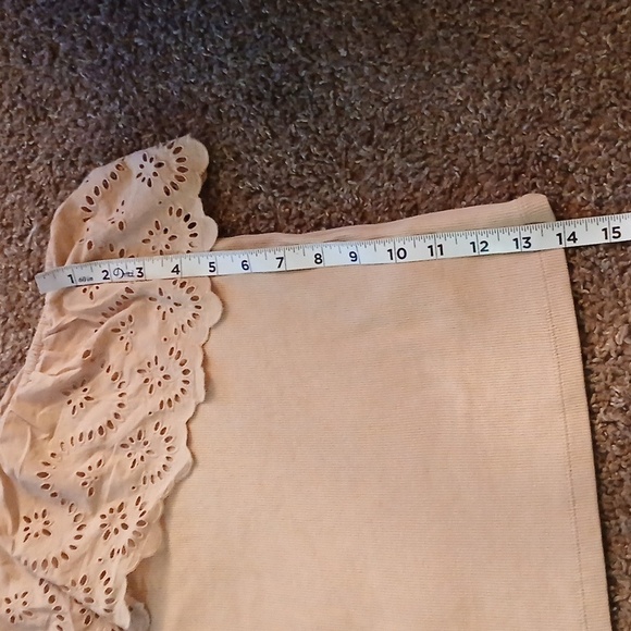 Old Navy beige floral off shoulder tank top size small - Picture 10 of 10